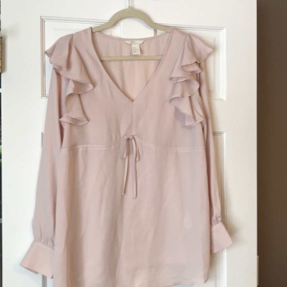 H&M maternity dusty pink ruffle top